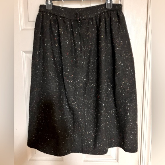 Wool Suit - Picture 6 of 7